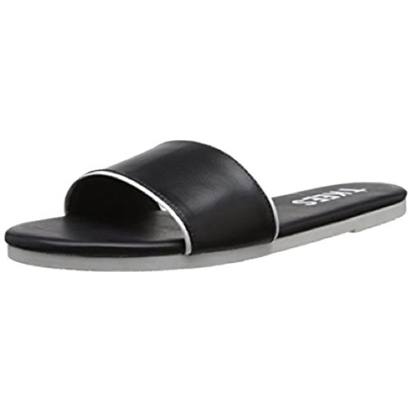 TKEES Lucas Slides Size 9 - Picture 5 of 5